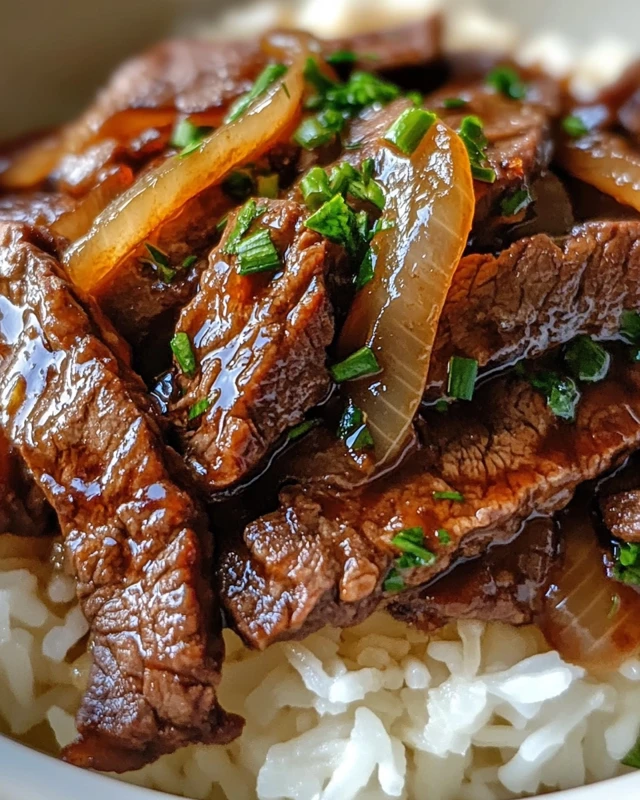 Bœuf Sauté aux Oignons